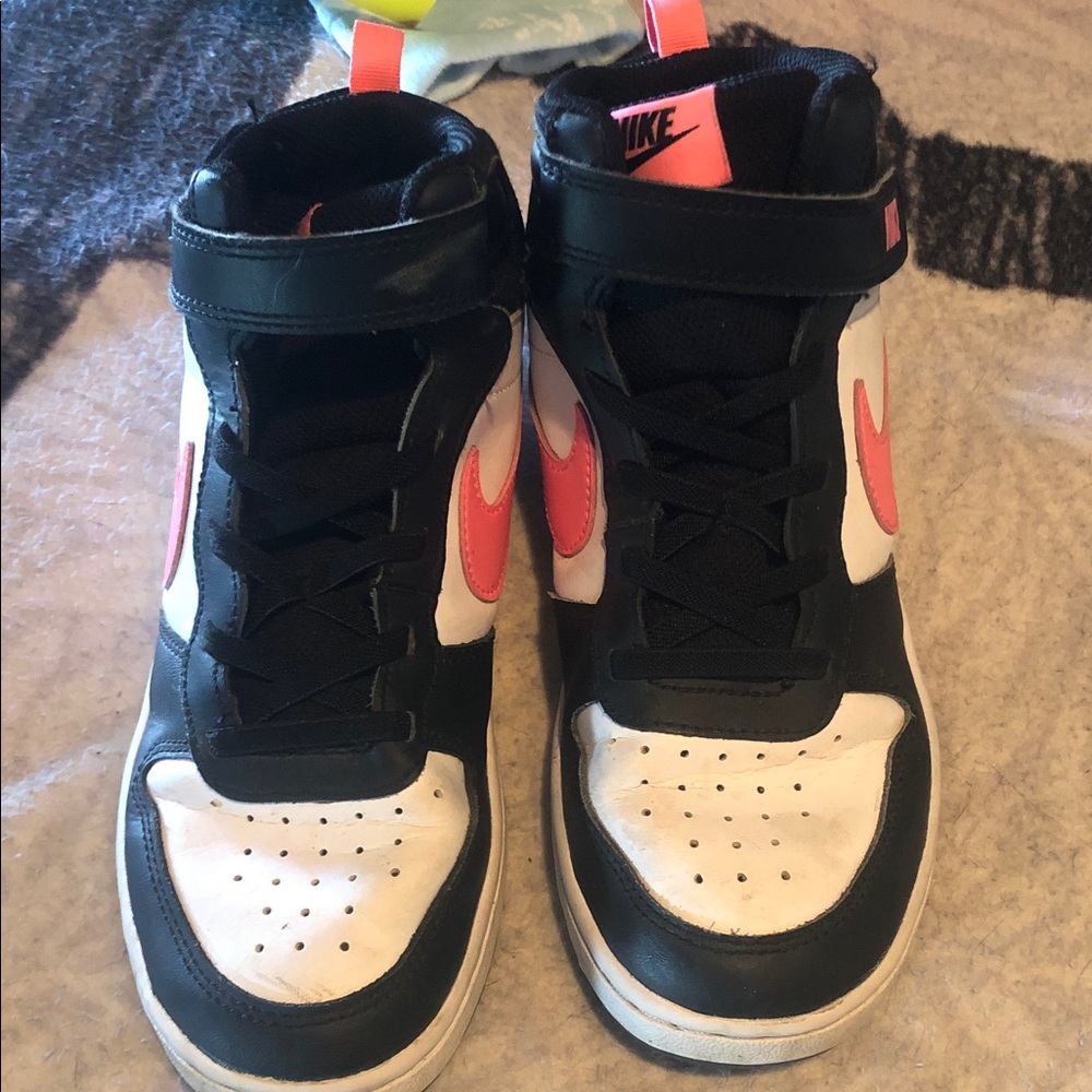 Nike Kids Black White Pink Mid-Top Sneakers